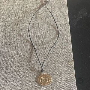 Gold Pendant Necklace